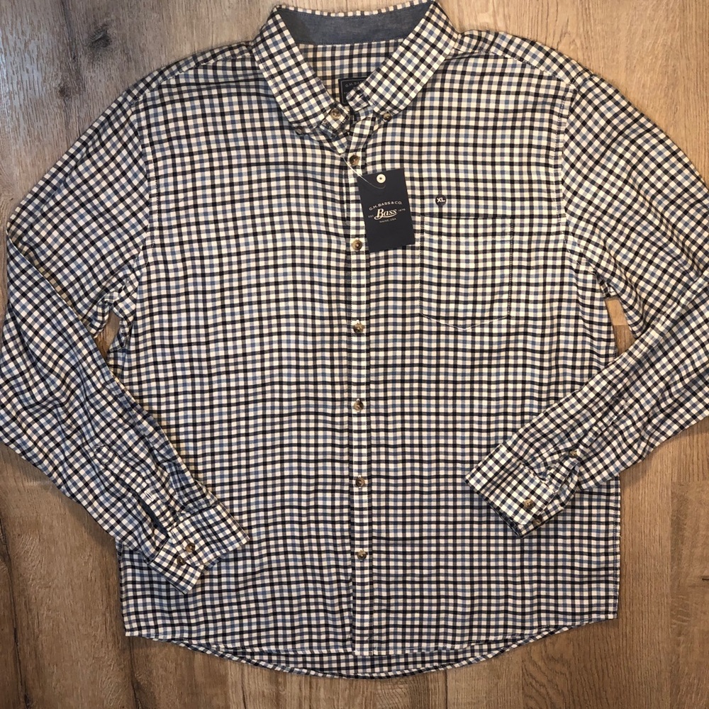 G.H. BASS & CO Button Up Collared Dress Shirt